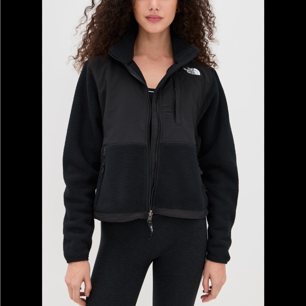 The North Face Women's Black Denali jacket